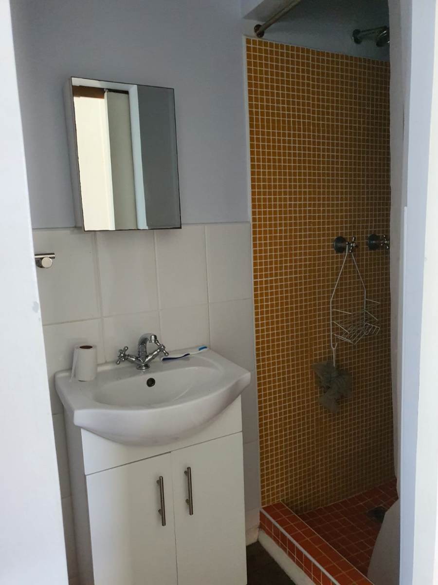 5 Bedroom Property for Sale in Gonubie North Eastern Cape
